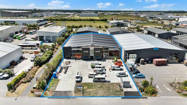 Secure a new industrial pre Christmas &ndash; 1118sqm