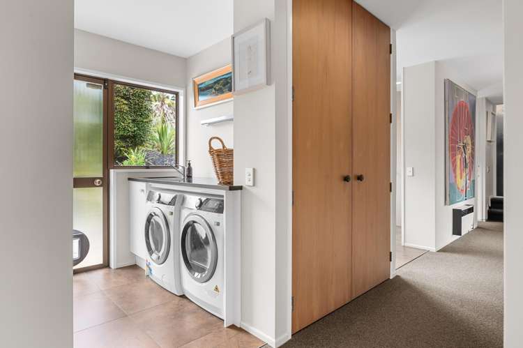 999 River Road Queenwood_30