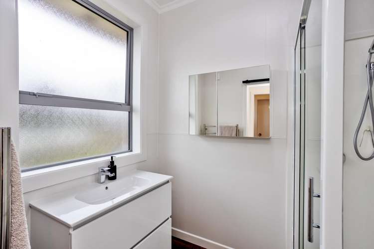 12 Cruickshank Crescent Rosedale_16