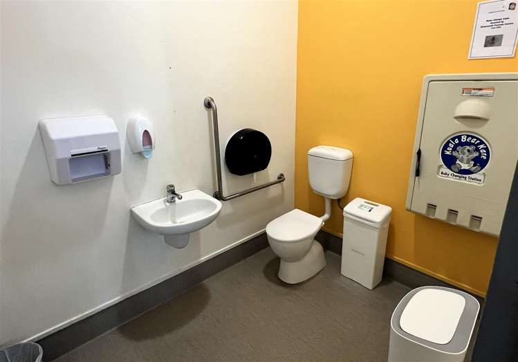 18 Albert Street Greymouth_13