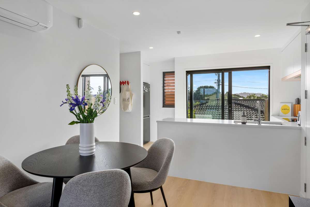 2/35 Centreway Road_2