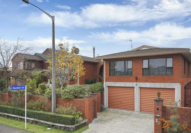 30 Farnham Drive Richmond_2