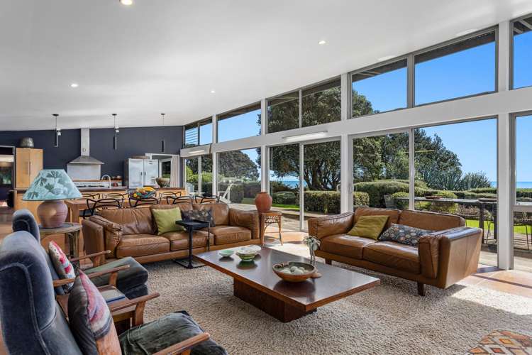 8 Thompson Road Waiotahe_14