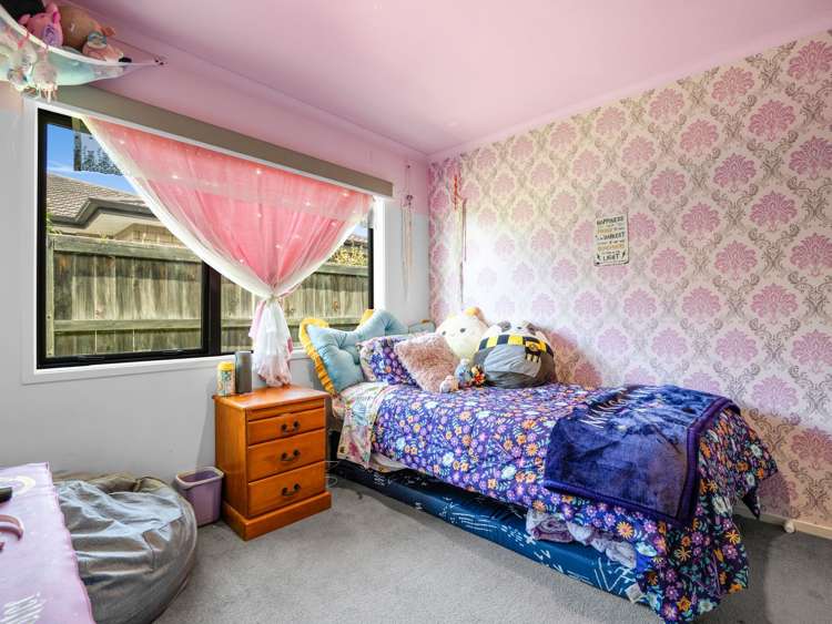 15 Carroll Place Owhata_13