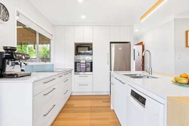 2/32 Hale Crescent_4