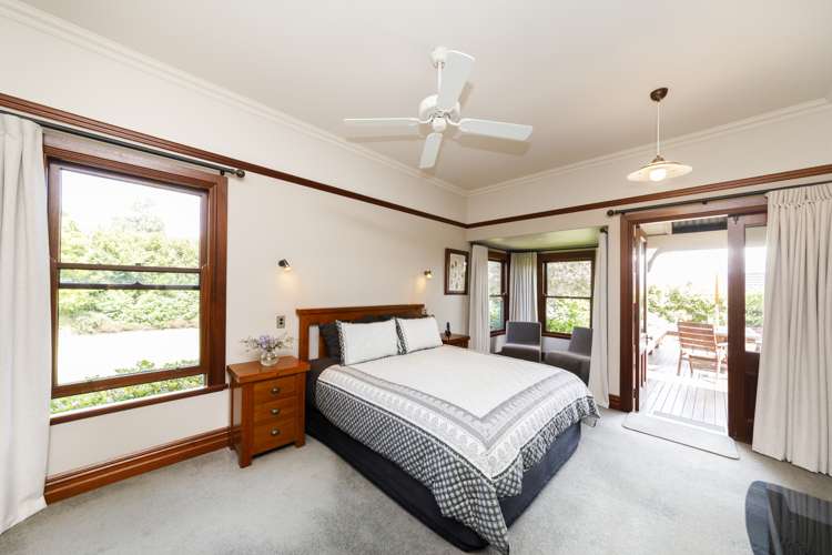 79 Cashmere Drive Fitzherbert_12