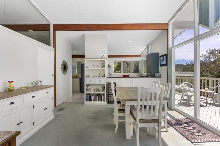 20 Collier Avenue Karori_8