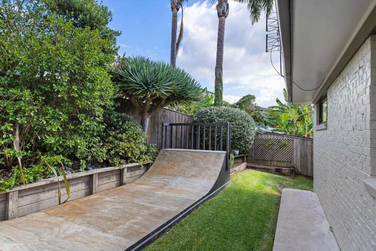 14 Hamish Place Sunnyhills_28