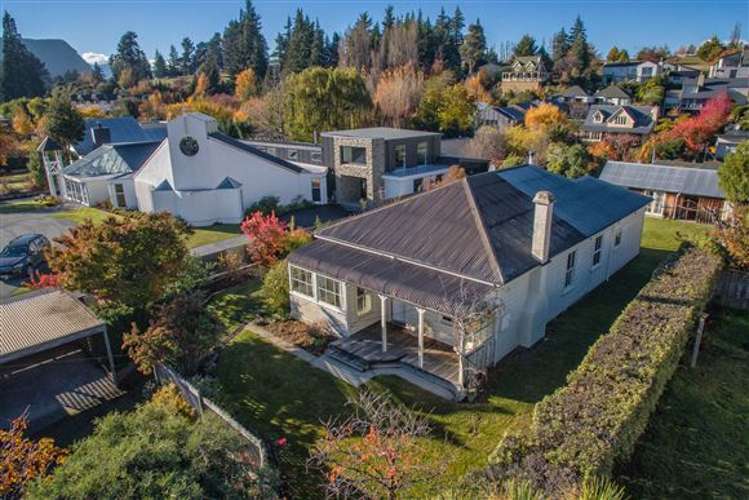 98 Tenby Street Wanaka_18