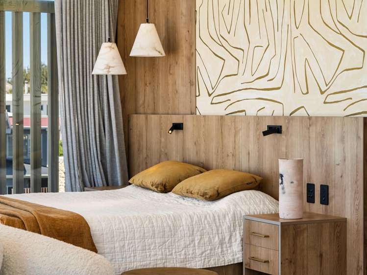 7 Surf Road Mt Maunganui_21