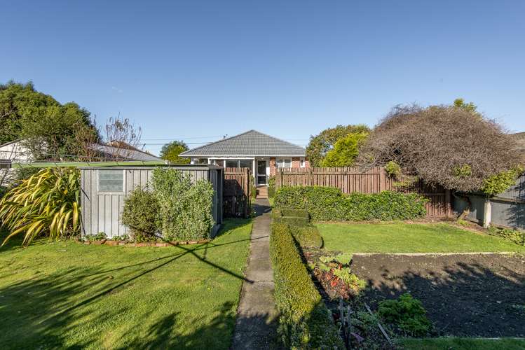 88 Springs Road Hornby_11