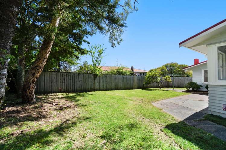 5 Totaravale Drive Totara Vale_8