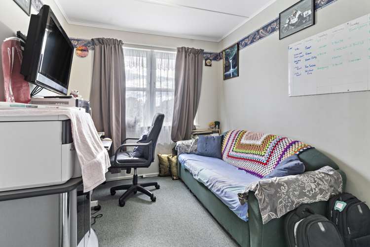 7 Churchill Crescent Featherston_9