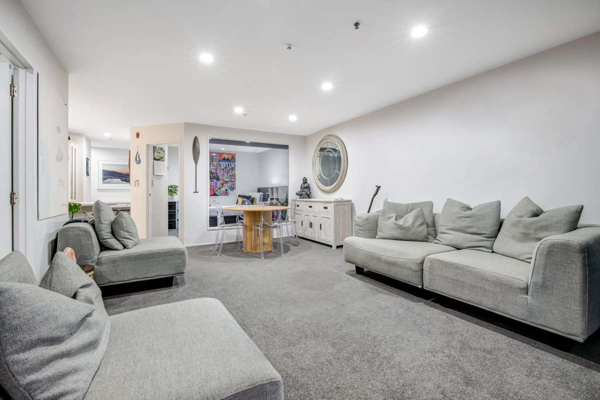 1E/175 Hurstmere Road_1