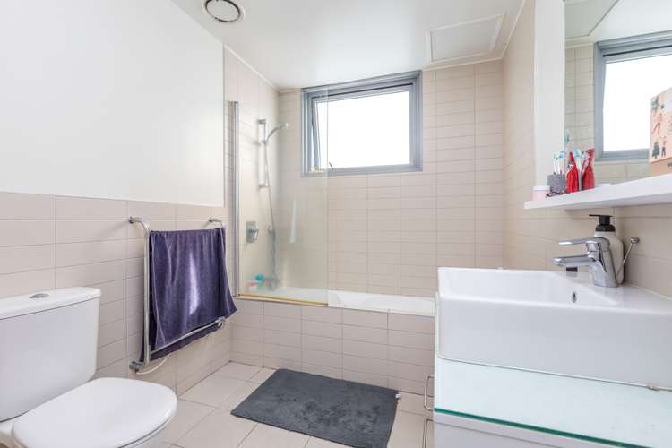 1101/30 Beach Road Auckland Central_11