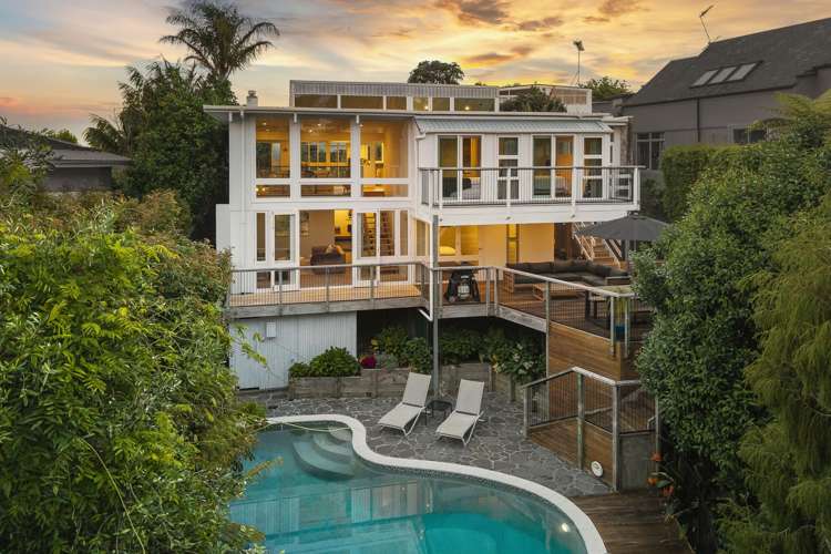 92 Parr Terrace Castor Bay_0