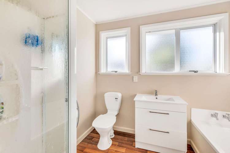 24 Orontes Street Shirley_12