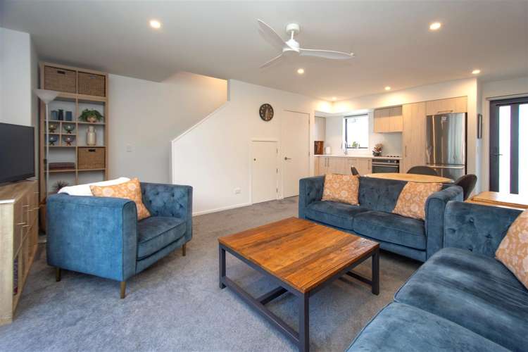 2/25 Hargest Crescent Sydenham_2