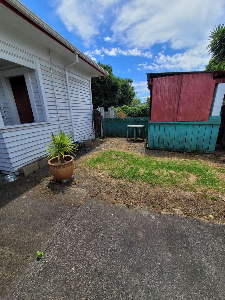 31 Driver Road Mangere East_9