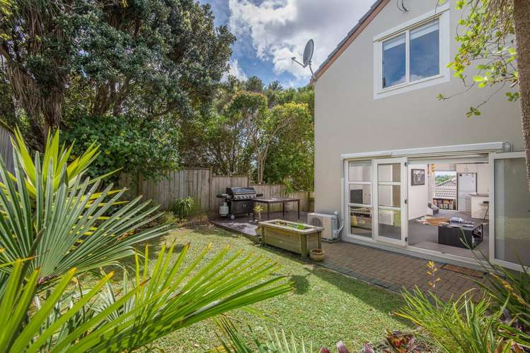 19/57 Gladstone Road Northcote_3