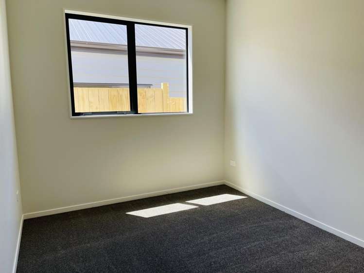 18 Ihi Place Drury_10