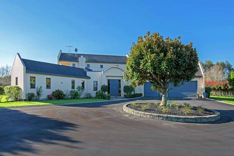 68 Porterfield Road Whitford_23