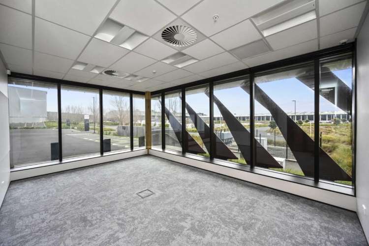 29 Landing Drive Mangere_18