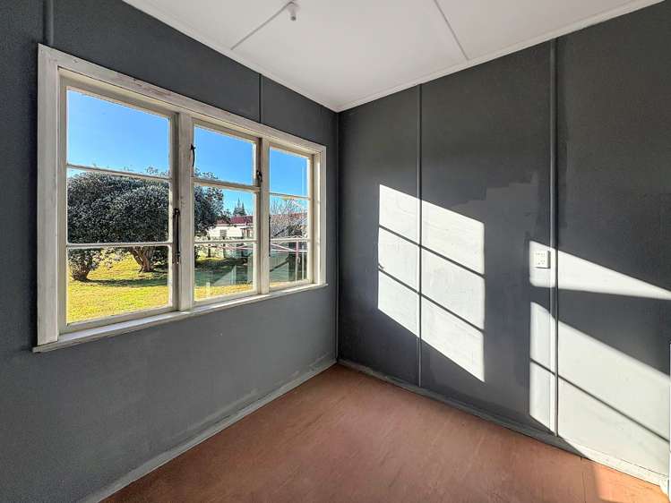 20 Swiss Avenue 1208_10