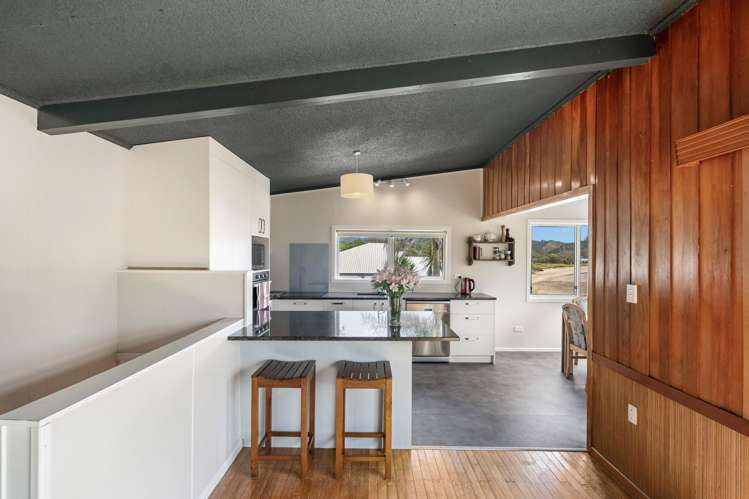 93 Rapata Road Oakura_13