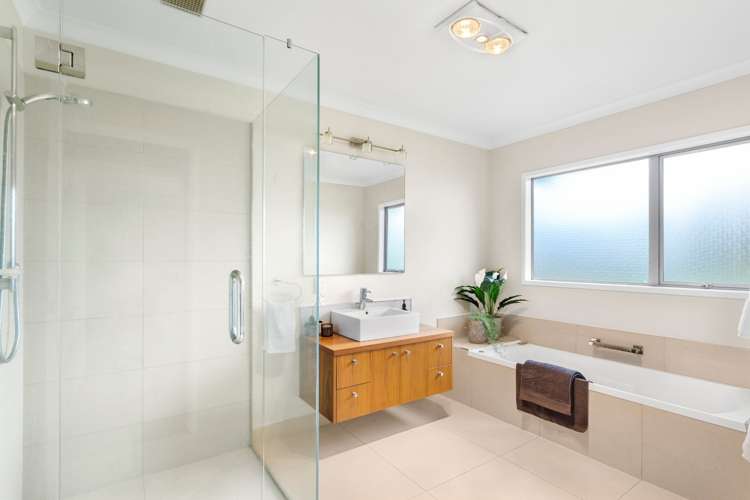 8 Karamea Street Whalers Gate_16