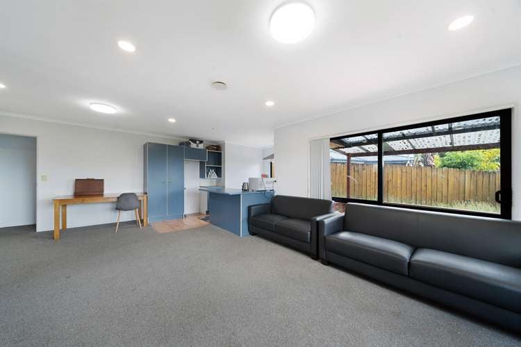 18 Plumstead Rise Glen Eden_10