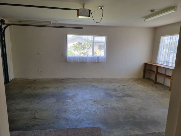 8 Noone Close Onerahi_11