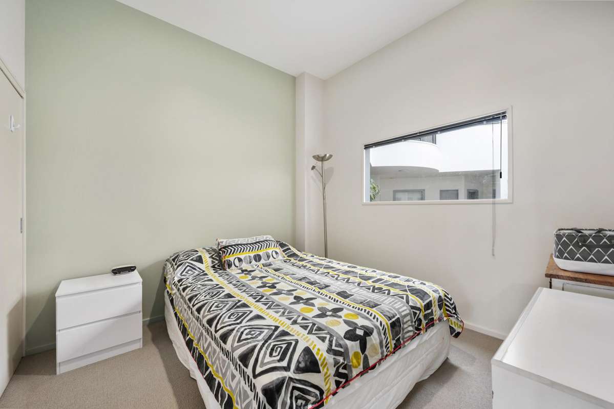 205/107 Thorndon Quay_3