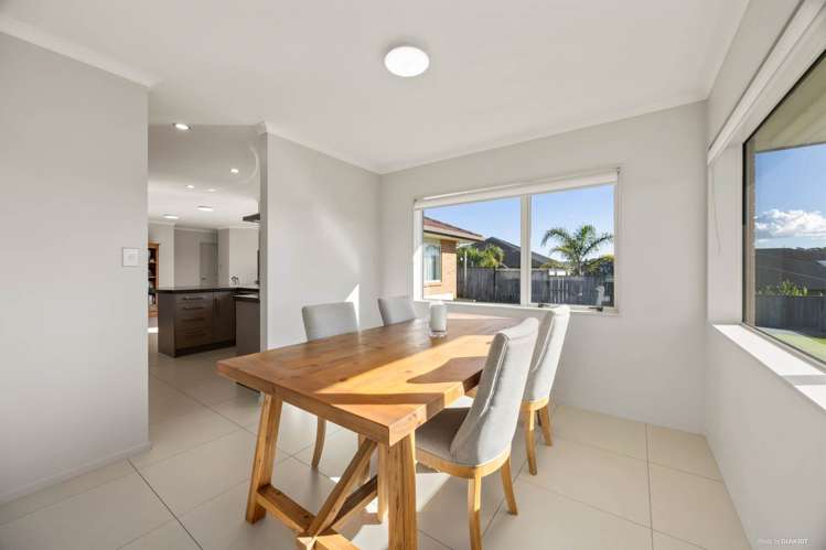 16 Anchorite Way Red Beach_10