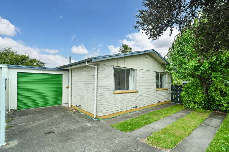 820 Southampton Street West_0