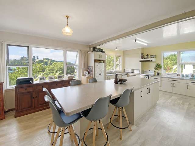 8 Feltham Street Hunterville_4