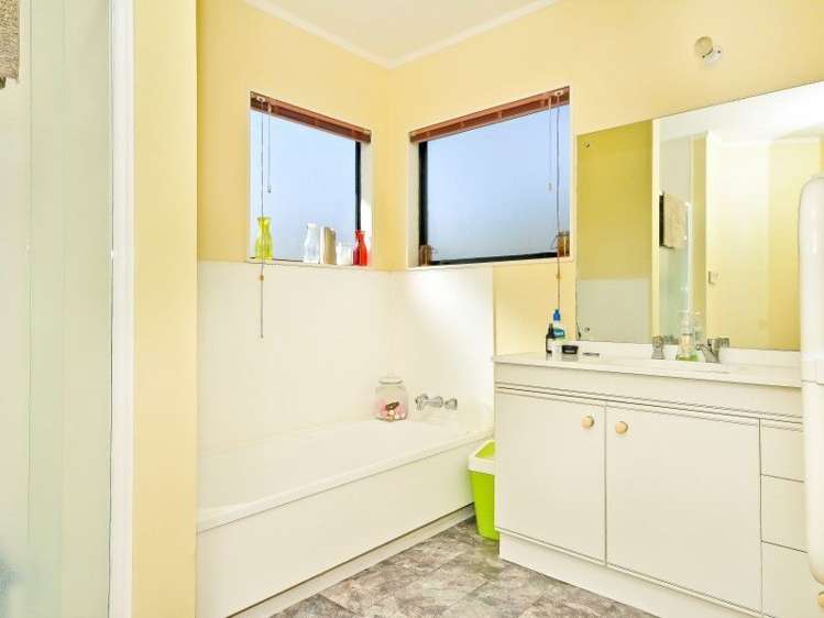 233 Grandview Road Western Heights_12