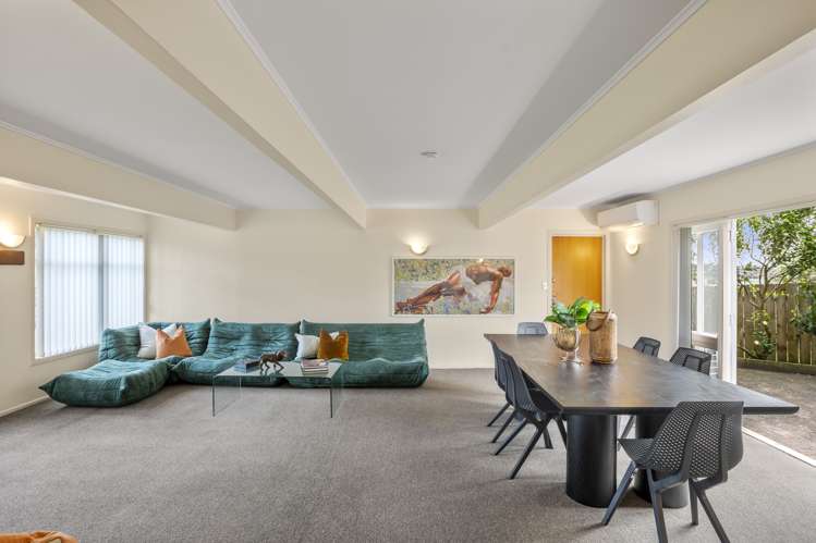 2/59 Hillsborough Road Hillsborough_1