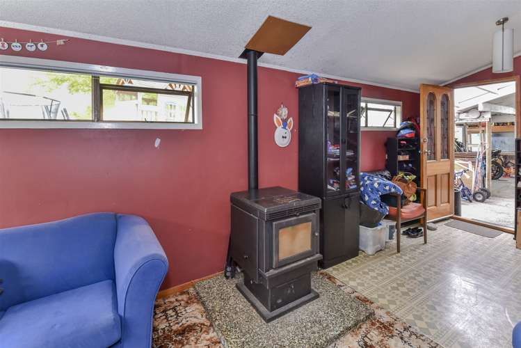 7 President Avenue Papakura_13