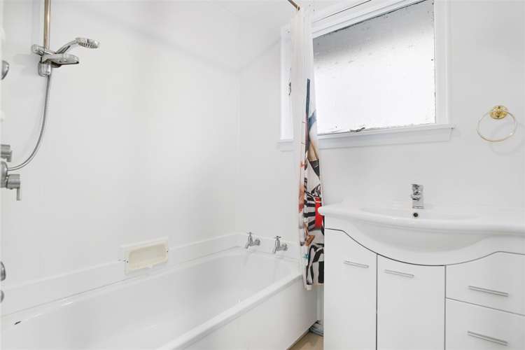 104 Eureka Street Aranui_12