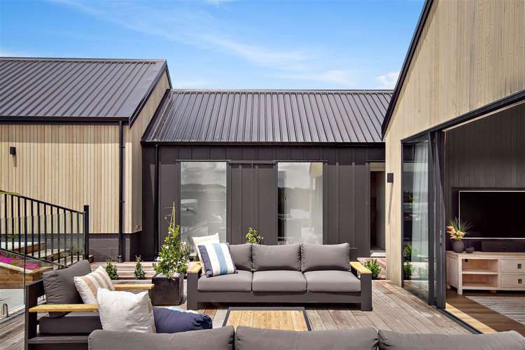 65 Grayson Road Wainui_30