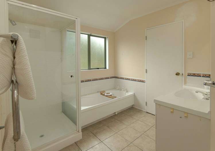 527 Main North Road Bay View_16