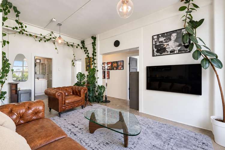 8C/9 Victoria Street East_5