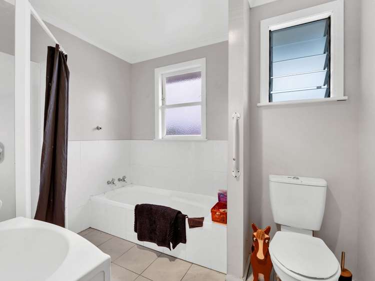 46 Ngaire Street Longburn_10