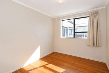 101 Russell Road_3