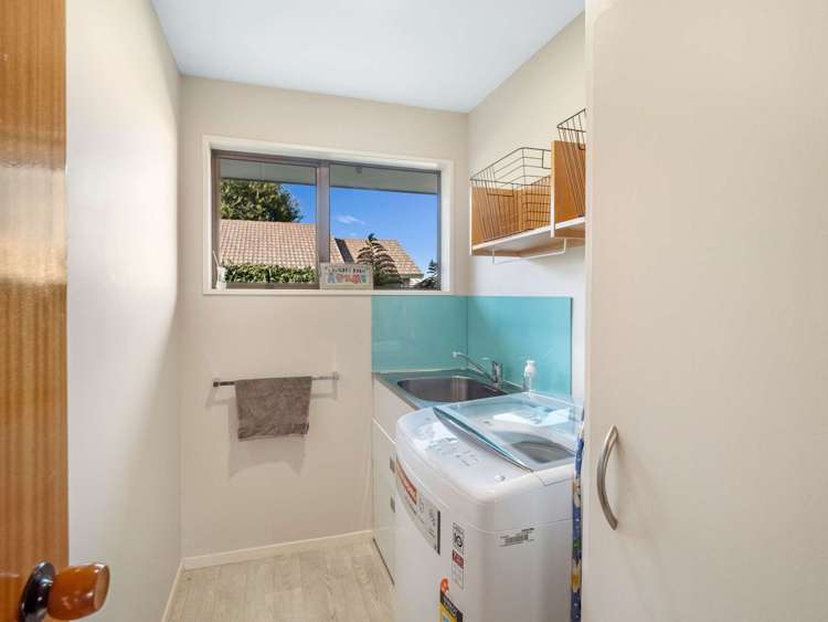 4/51 Neill Street Hornby_18