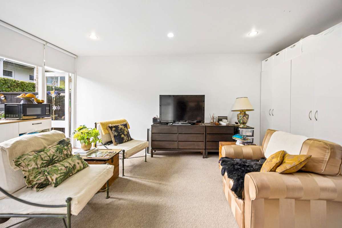 2/25 Wallace Street_1