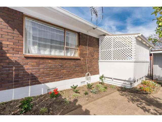 3/3204 Great North Road New Lynn_1