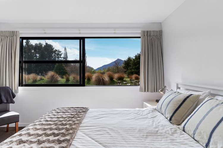 1 Woodley Place Glenorchy_13