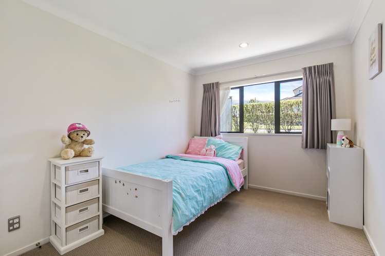 1 Northbrook Close Greenhithe_7